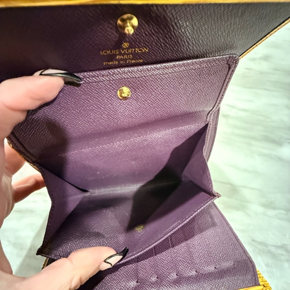 Louis Vuitton Vibrant Yellow & purple passport hold/wallet - lakers colorway - Picture 9 of 13